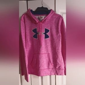 Womans Under Armour   Hoodie size XL